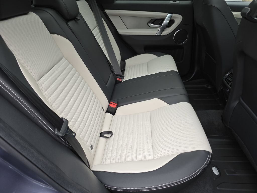 New 2025 Varesine Blue Land Rover se image 19