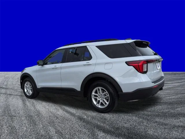 New 2026 Space White Metallic Ford Active image 6