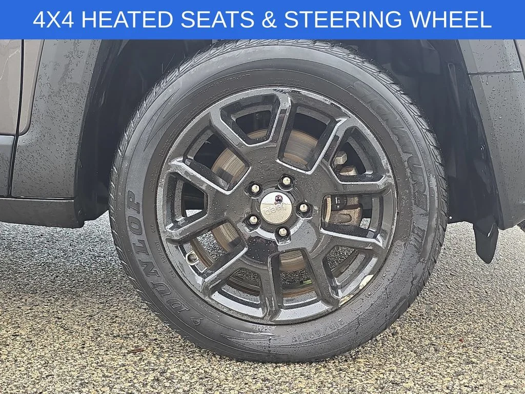 Certified Used 2020 Gray Jeep Latitude image 34