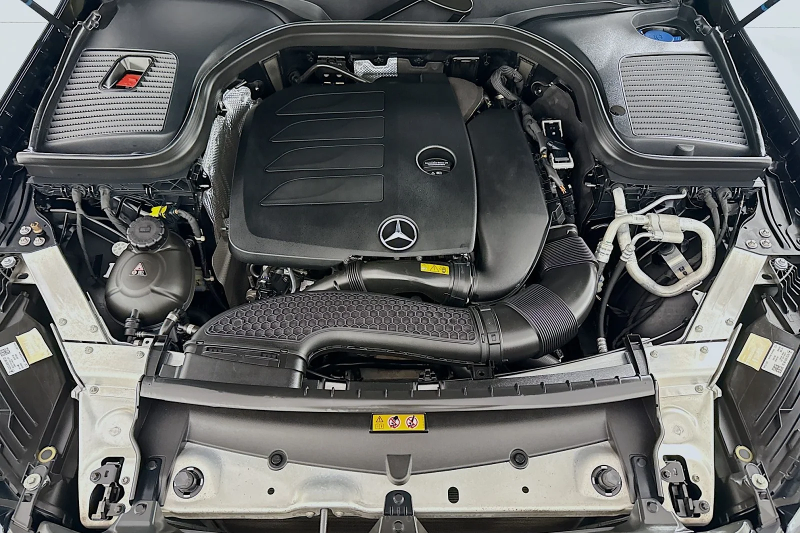 Used 2023 Black Mercedes-Benz 300 image 11