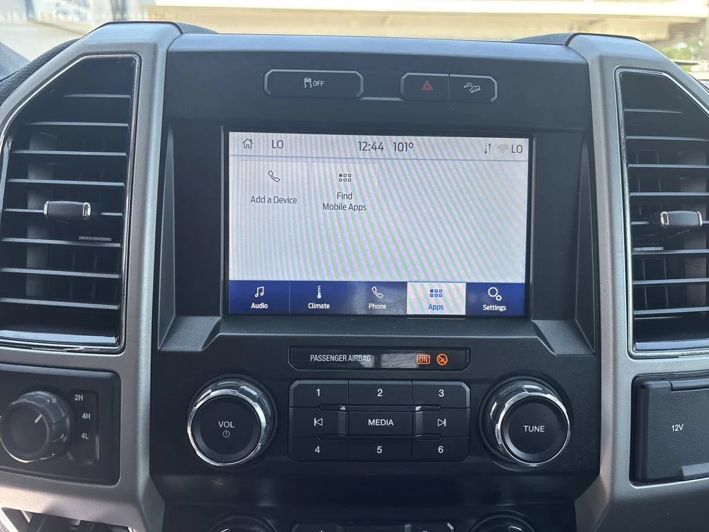 Used 2021 White Ford Lariat image 19