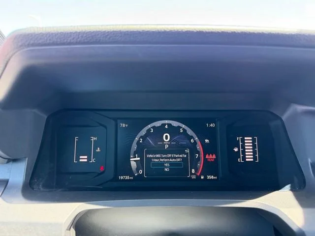 2025 Toyota Tacoma SR5 - Photo 16