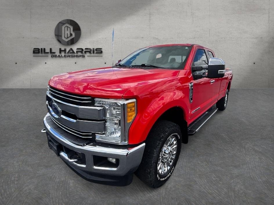 2017 Ford F-250 Lariat 4x4 SuperCab 8' Box's photo