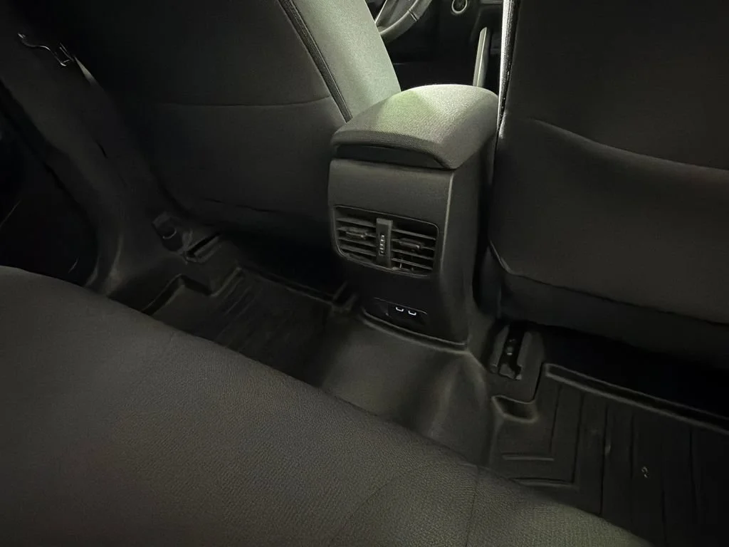 2023 Toyota Corolla Cross LE - Photo 30
