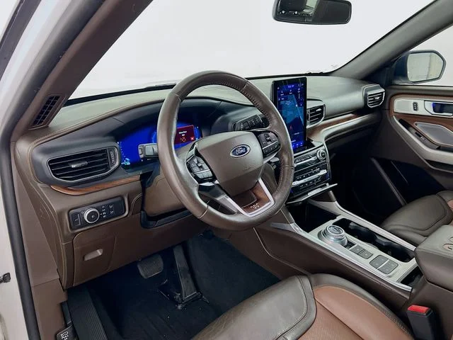 Used 2022 White Ford King Ranch image 37
