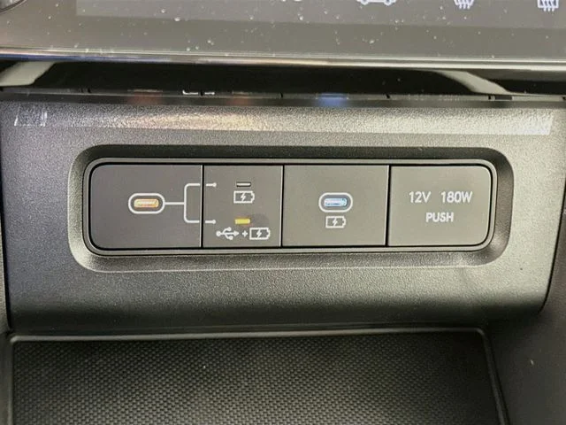 New 2026 White Hyundai SEL image 18