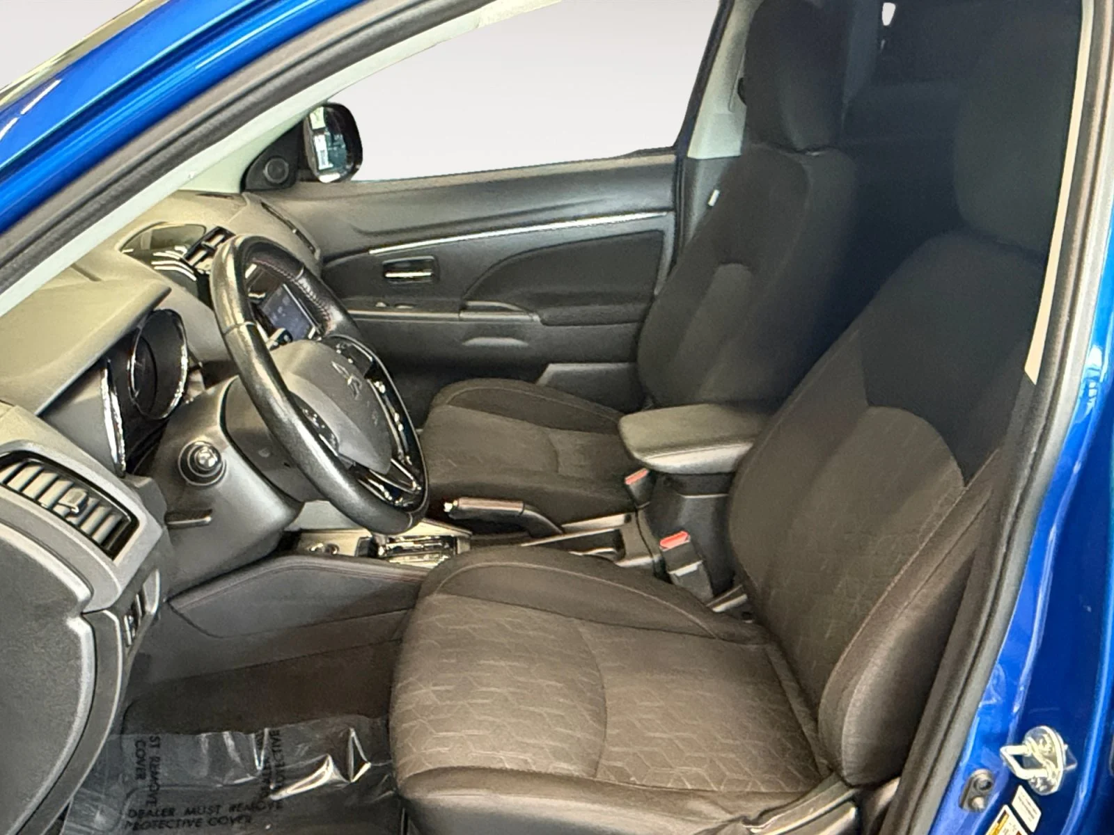 Used 2021 Octane Blue Metallic Mitsubishi LE image 23