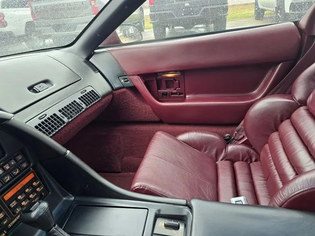 1993 Chevrolet Corvette - Photo 17