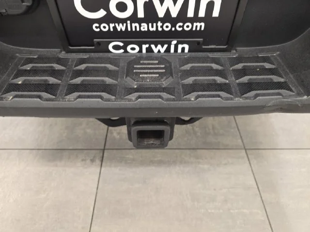 Used 2022 Midnight Black Metallic Toyota SR5 image 17