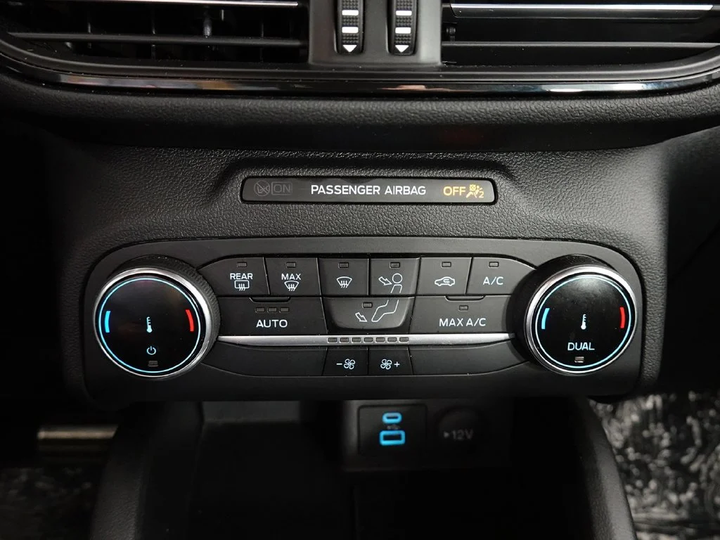 Used 2023 Black Ford ST-Line image 23