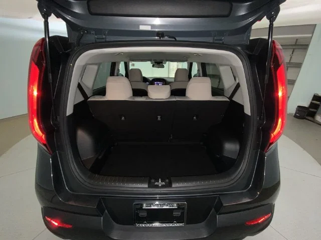 Used 2022 Gray Kia LX image 22