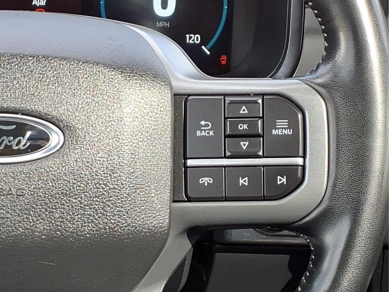 Used 2023 Agate Black Ford LARIAT image 22