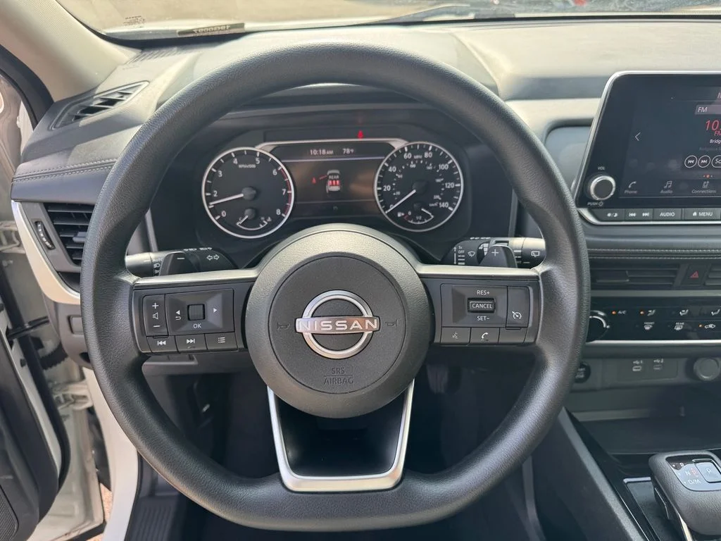Used 2024 White Nissan S image 20