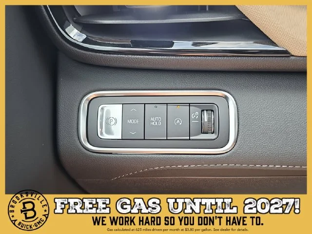 New 2026 Iridescent White Tricoat Buick Preferred image 26