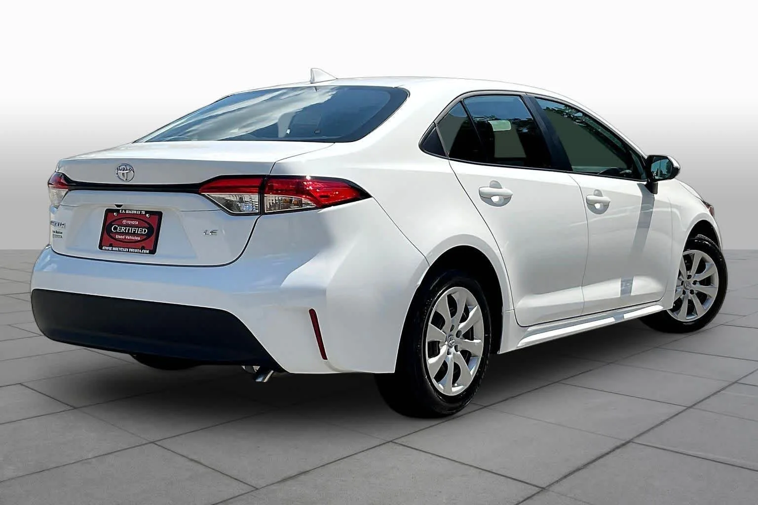 Used 2026 Ice Cap Toyota LE image 13