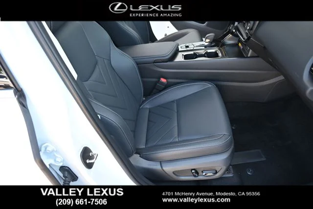 2026 Lexus NX 450h+ Premium - Photo 22