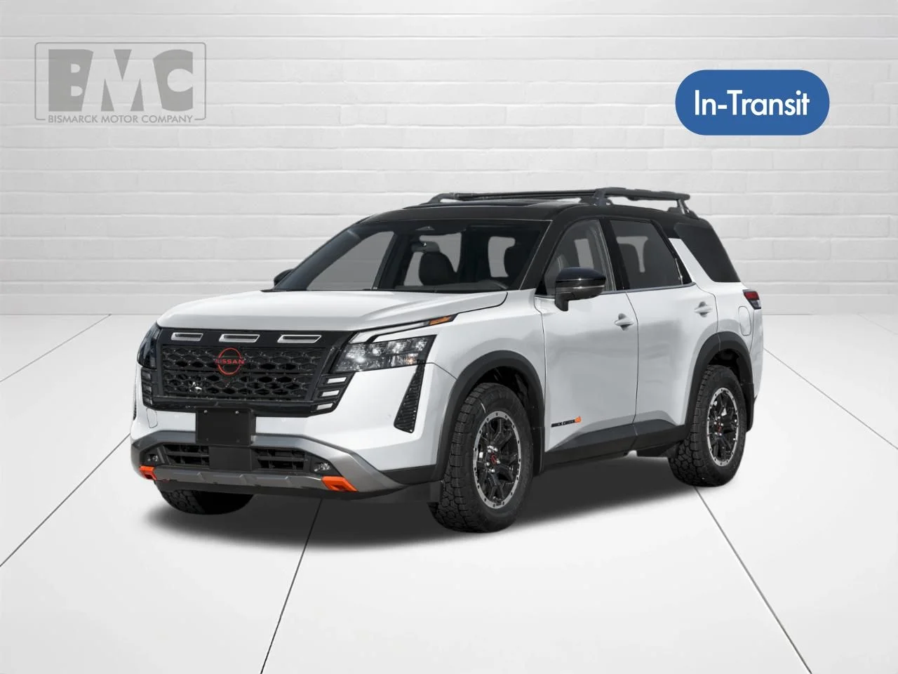New 2026 Everest White Pearl TriCoat / Super Black Two-tone Nissan Rock Creek® image 1