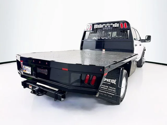New 2026 Bright White Clear-Coat Exterior Paint RAM TRADESMAN Chassis Cab image 7