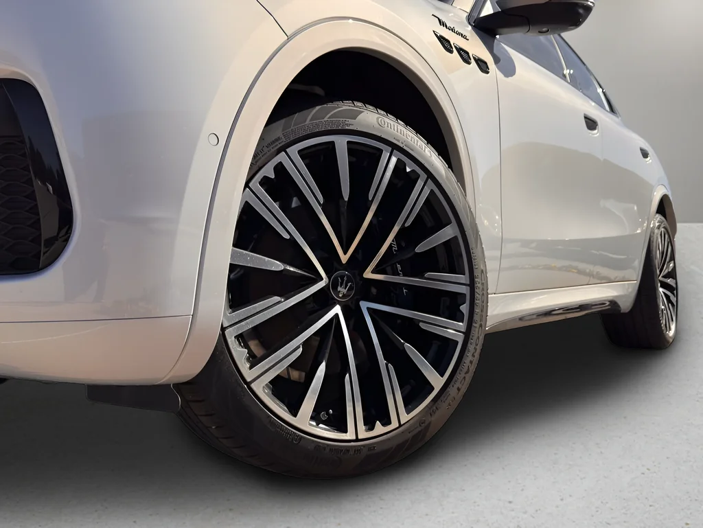 New 2025 White Maserati Modena image 30