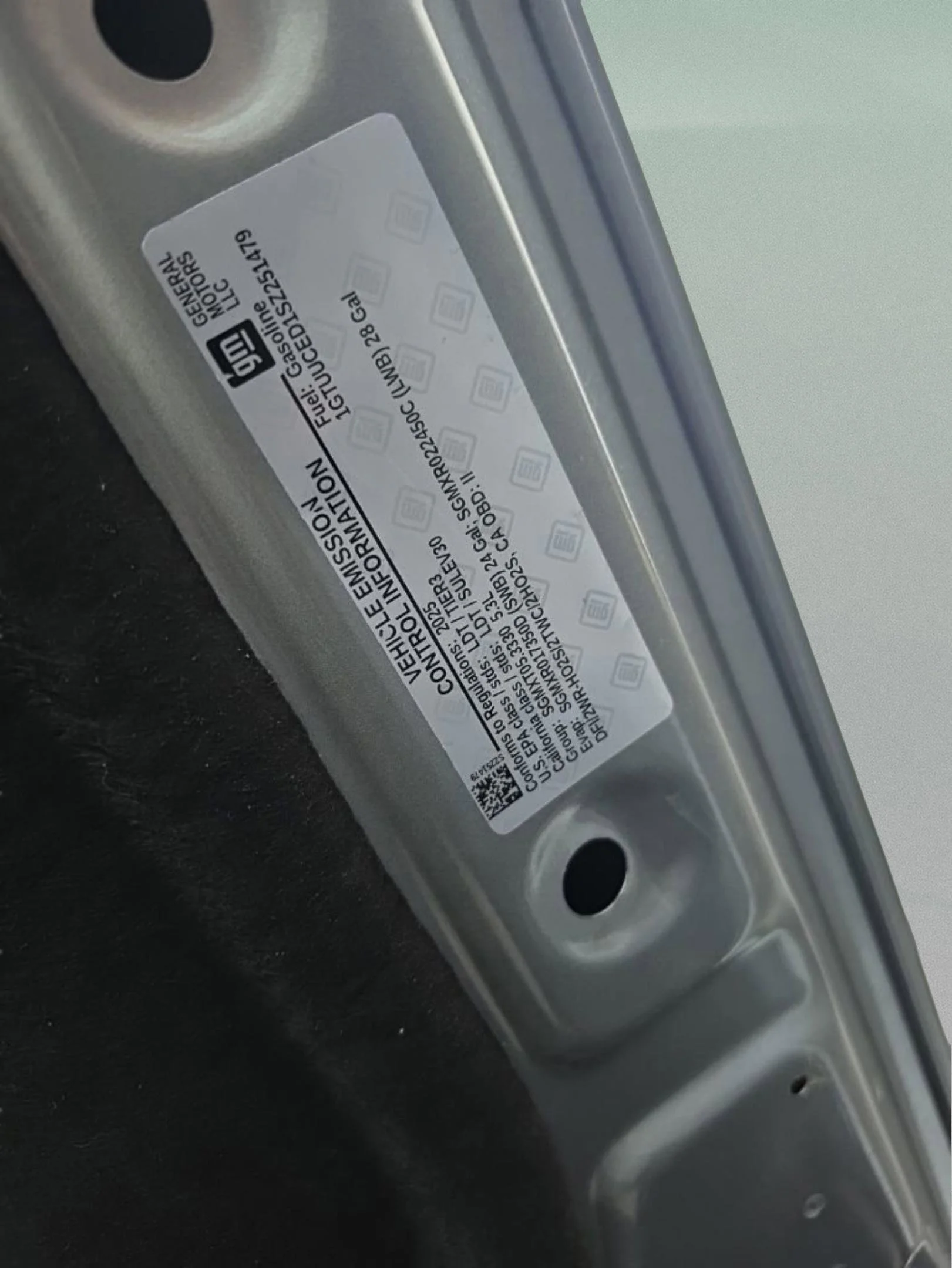 Used 2025 Sterling Metallic GMC Elevation image 11