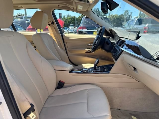 Used 2014 Alpine White BMW 328i xDrive image 9