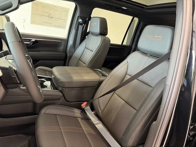2026 Chevrolet Suburban High Country - Photo 13
