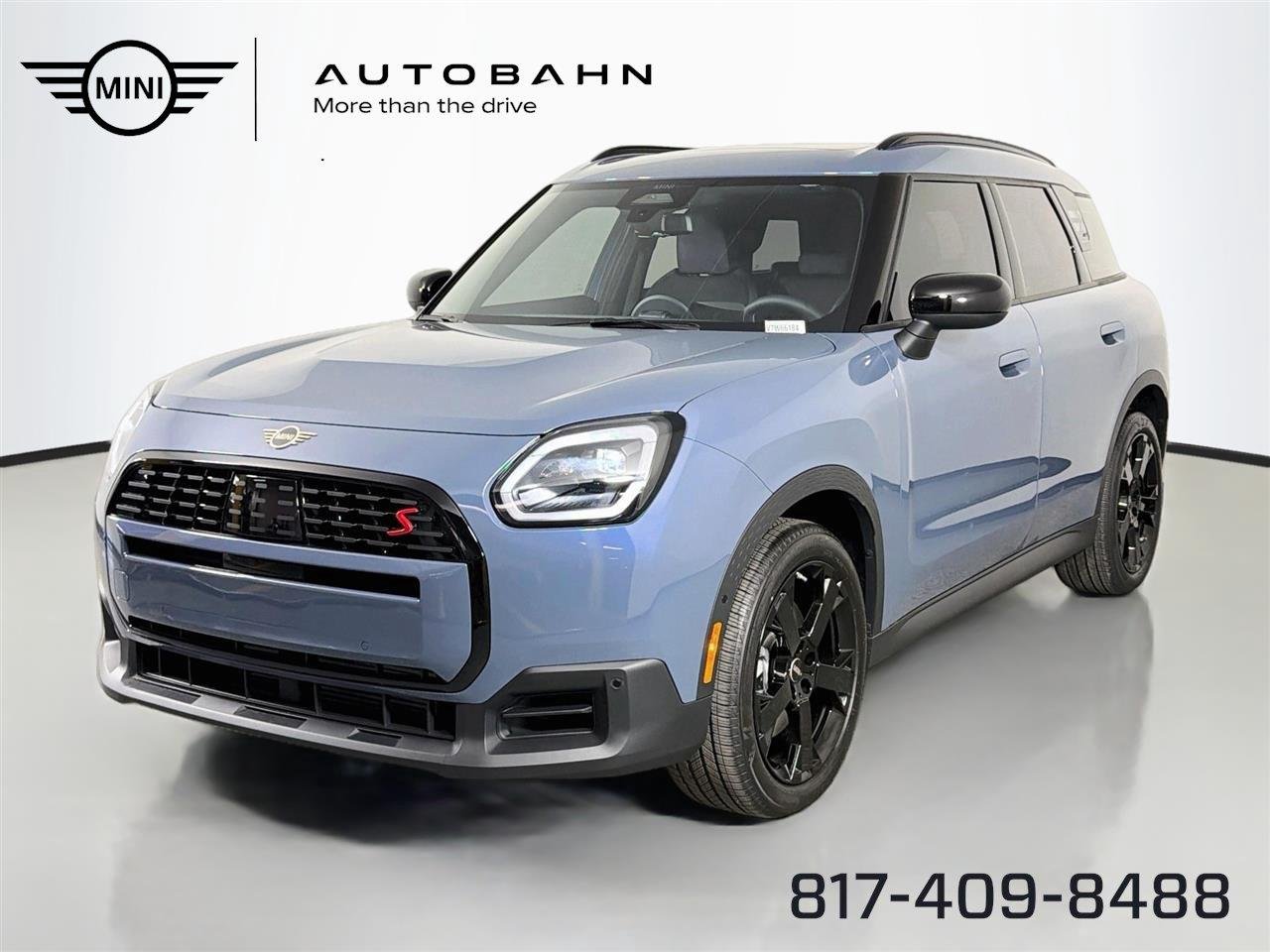 New 2027 Slate Blue Metallic MINI Signature Plus image 1