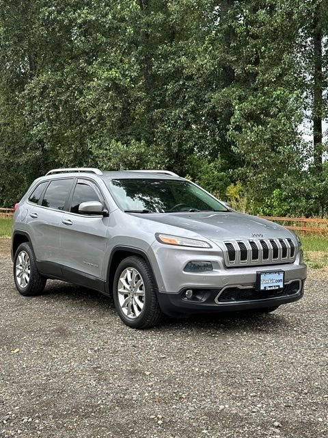 Used 2014 Billet Silver Metallic Jeep Limited image 2
