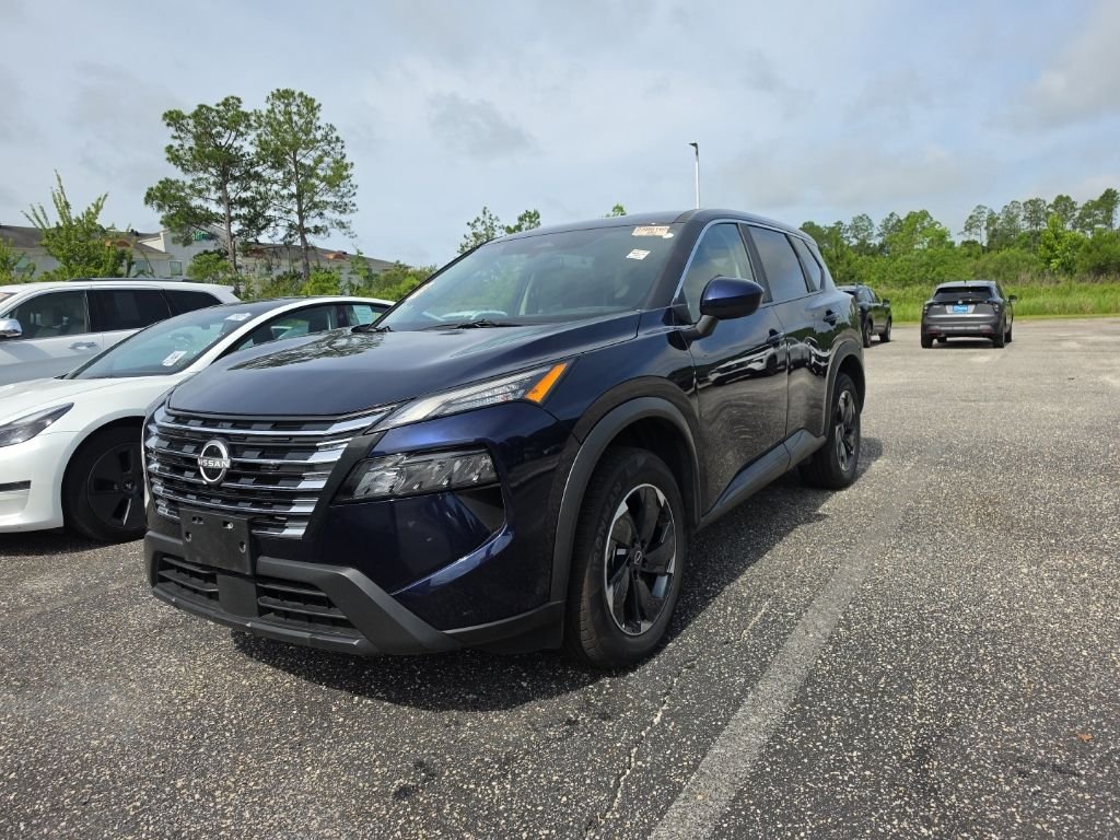 2025 Nissan Rogue SV AWD's photo