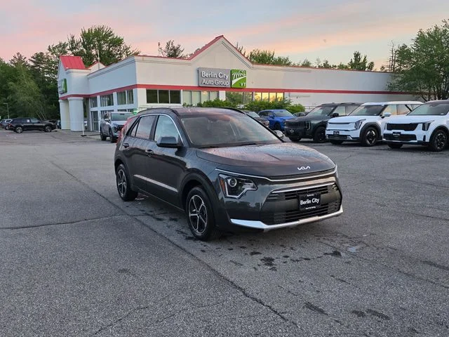 New 2026 Interstellar Gray Kia LX image 28