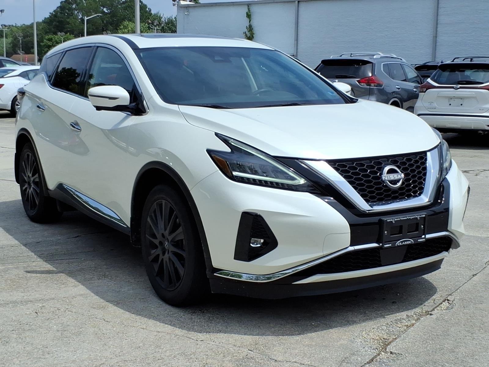 Used 2023 Pearl White Tricoat Nissan SL image 5