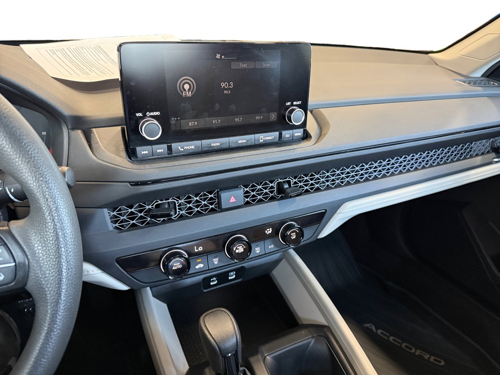 2024 Honda Accord LX - Photo 12