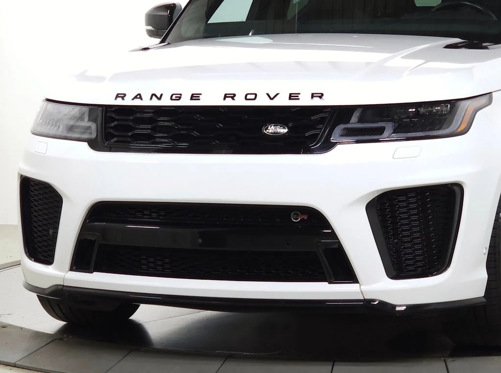 Used 2022 Fuji White Land Rover SVR image 12