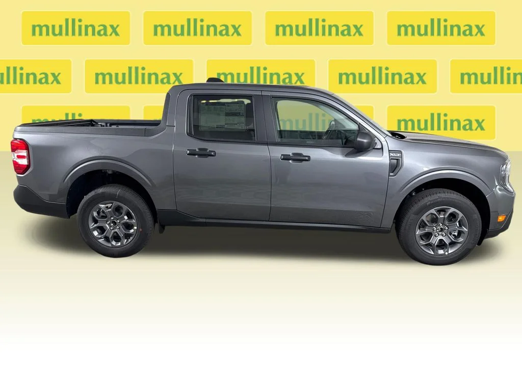 New 2026 Gray Ford XLT image 18