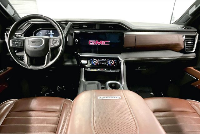 Used 2024 Onyx Black GMC Denali Ultimate image 17