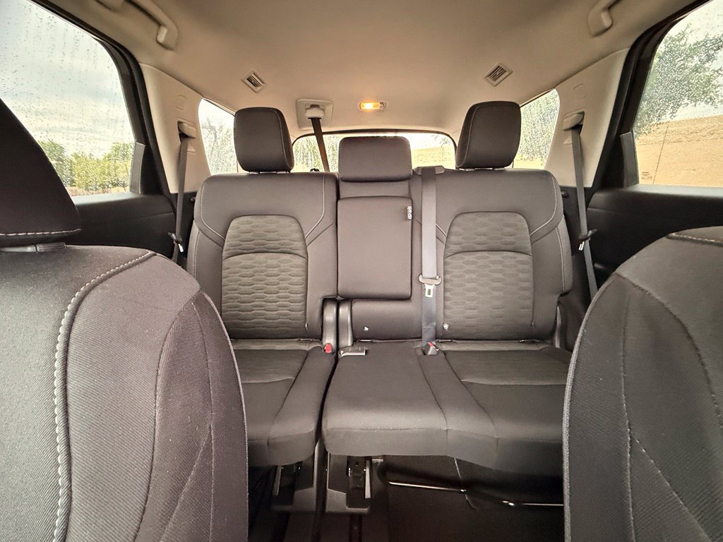 2025 Nissan Pathfinder SV - Photo 18