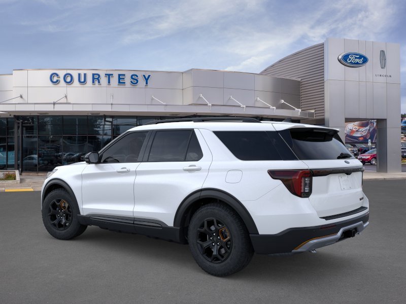 New 2026 Star White Metallic Tri-Coat Ford Tremor® image 4