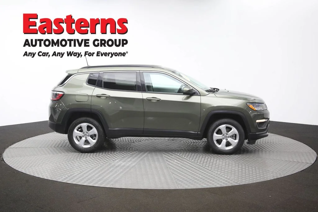 Used 2021 Green Jeep Latitude image 46