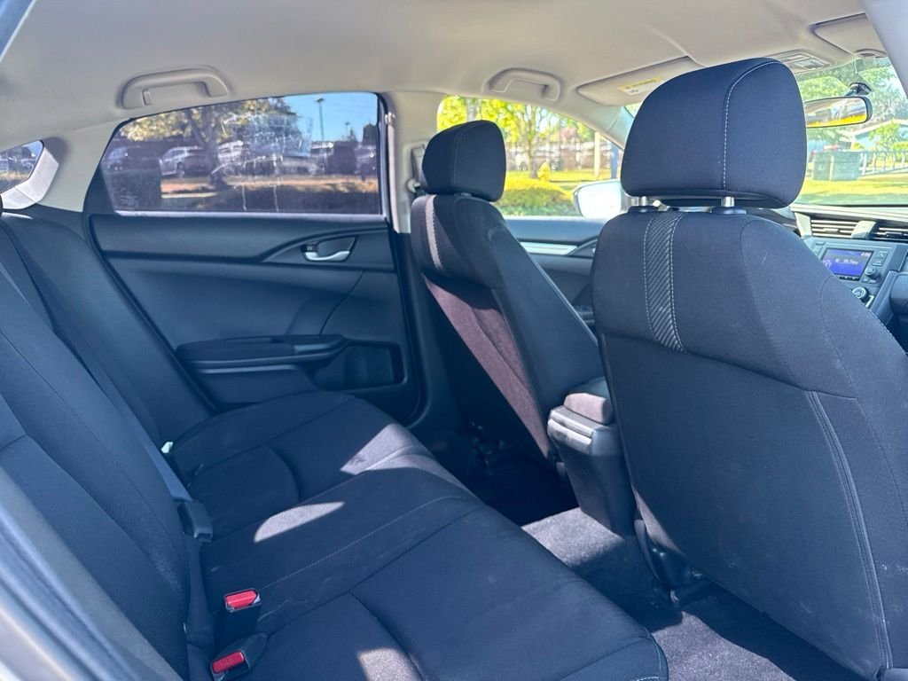 Used 2018 Lunar Silver Metallic Honda LX image 20