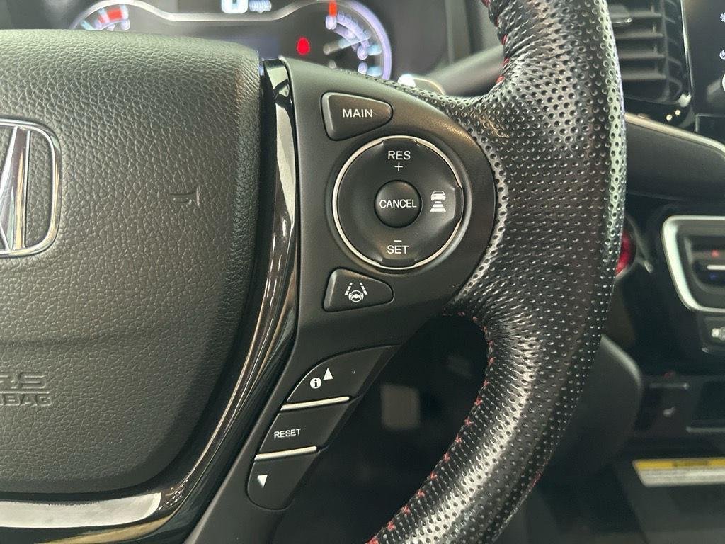 Used 2022 Crystal Black Pearl Honda Black Edition image 23