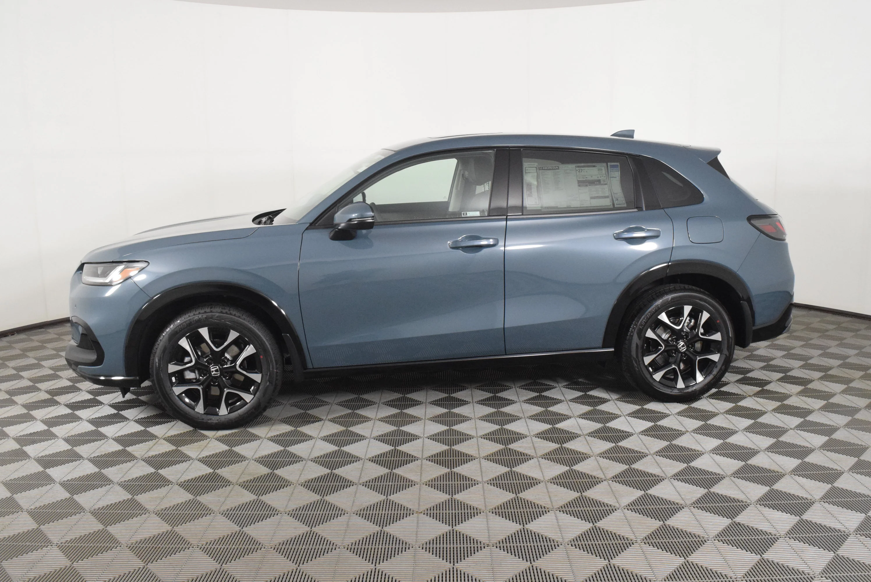 New 2027 Nordic Forest Pearl Honda EX-L image 9