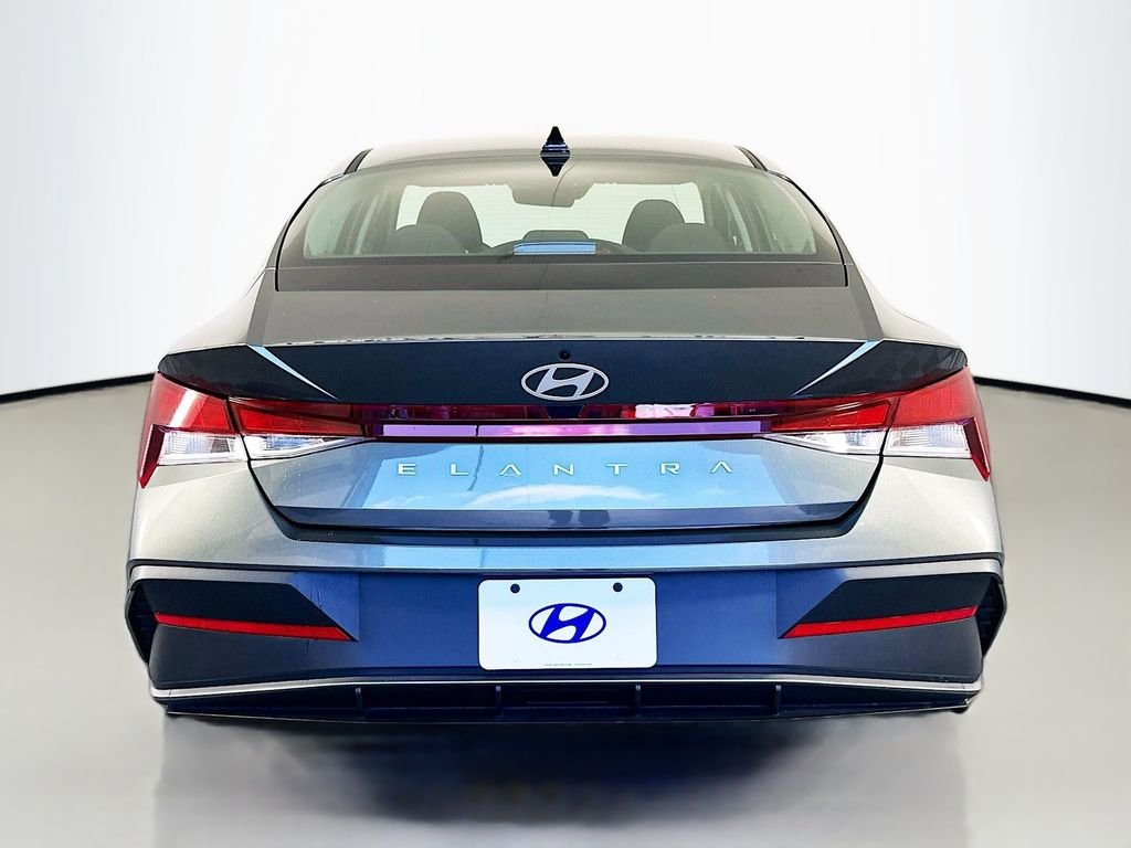 Used 2026 Gray Hyundai SE image 6