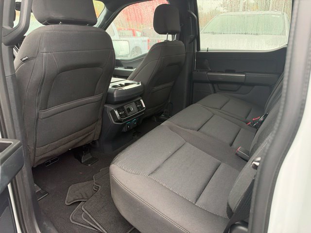 Used 2023 White Ford XLT image 8