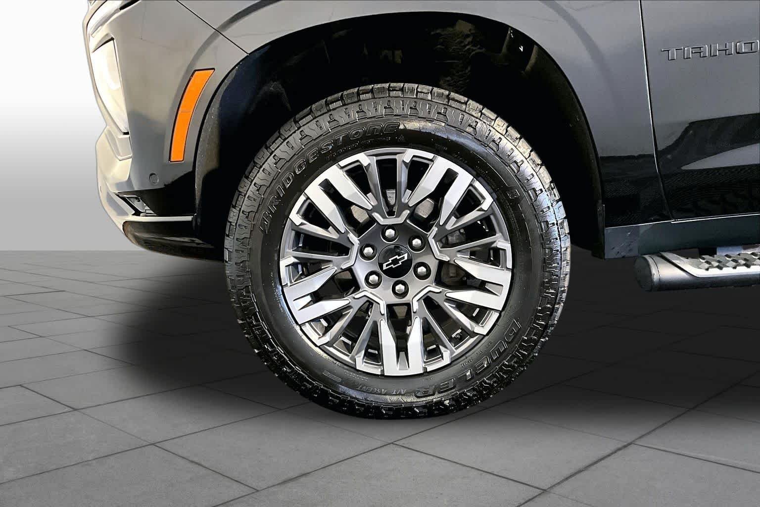 Used 2025 Black Chevrolet Z71 image 11