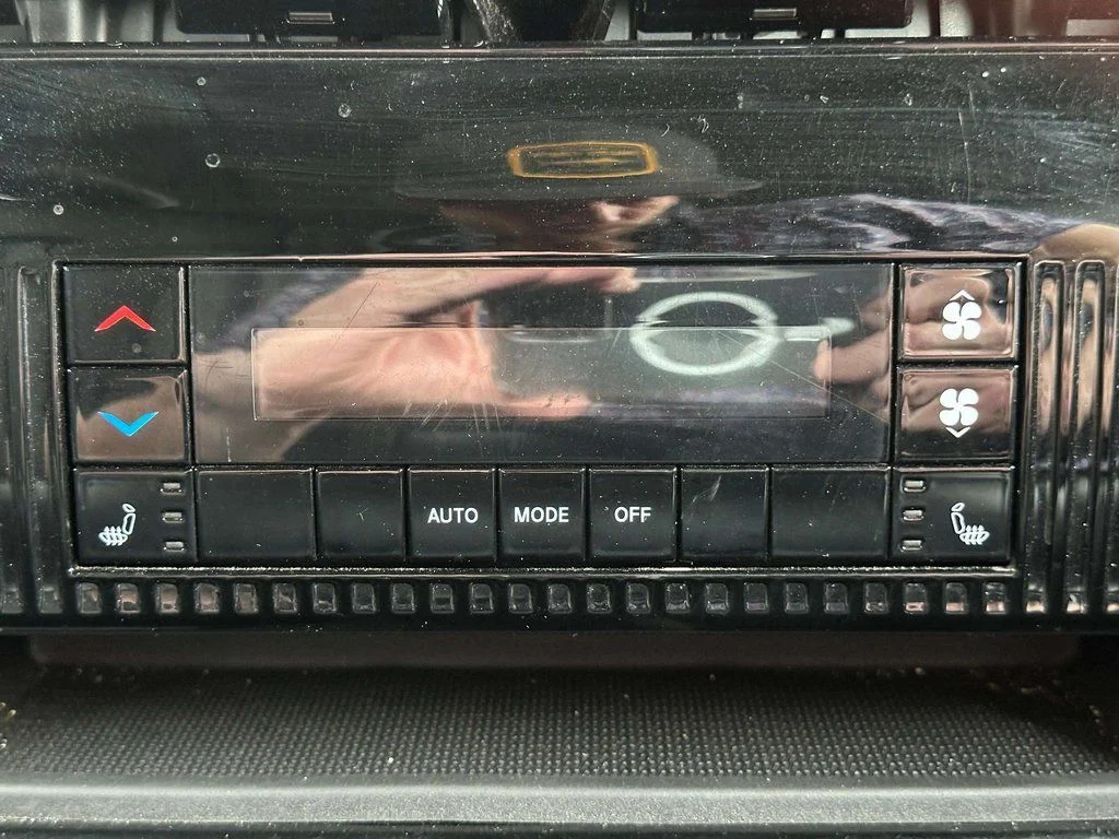 2023 Jeep Wagoneer L Series III - Photo 36