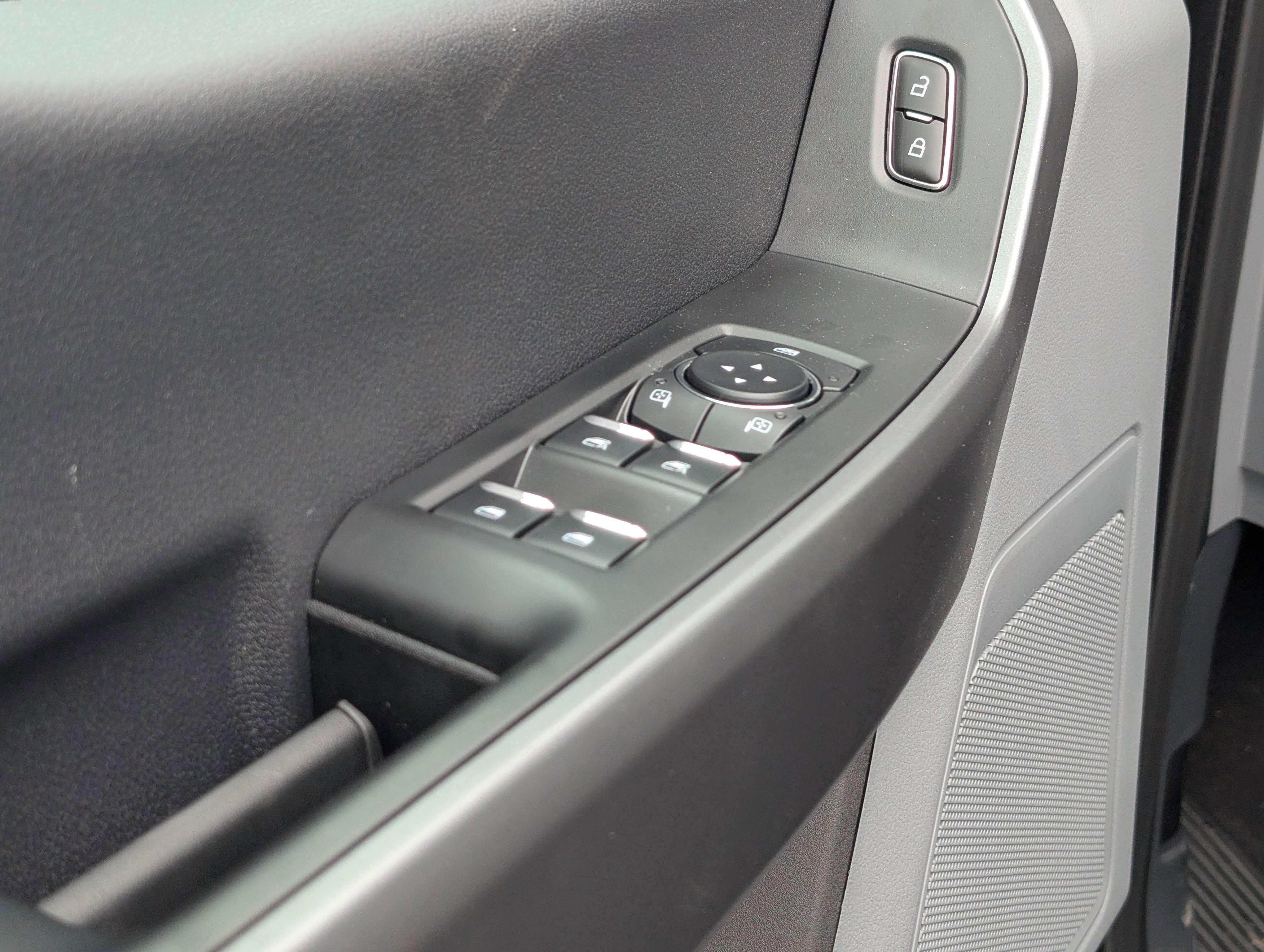 New 2026 CARBONIZED GRAY FORD XL image 17