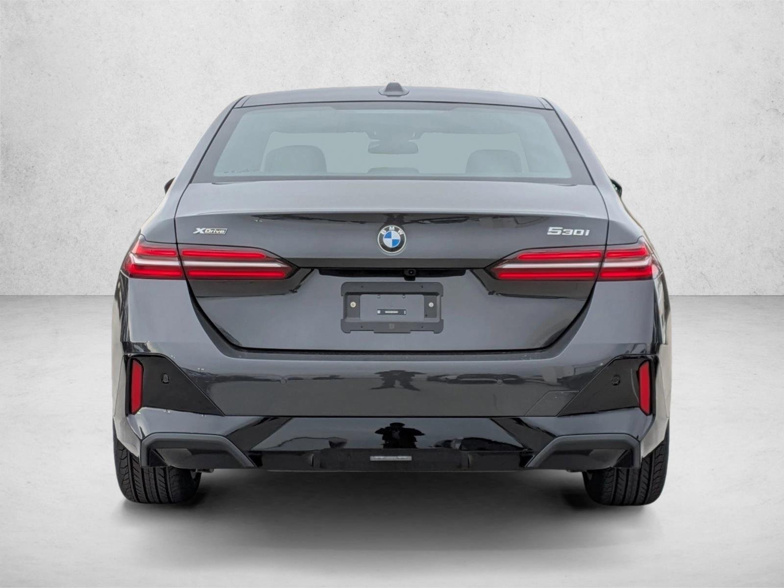 Used 2026 Dark Graphite Metallic BMW 530i xDrive image 8