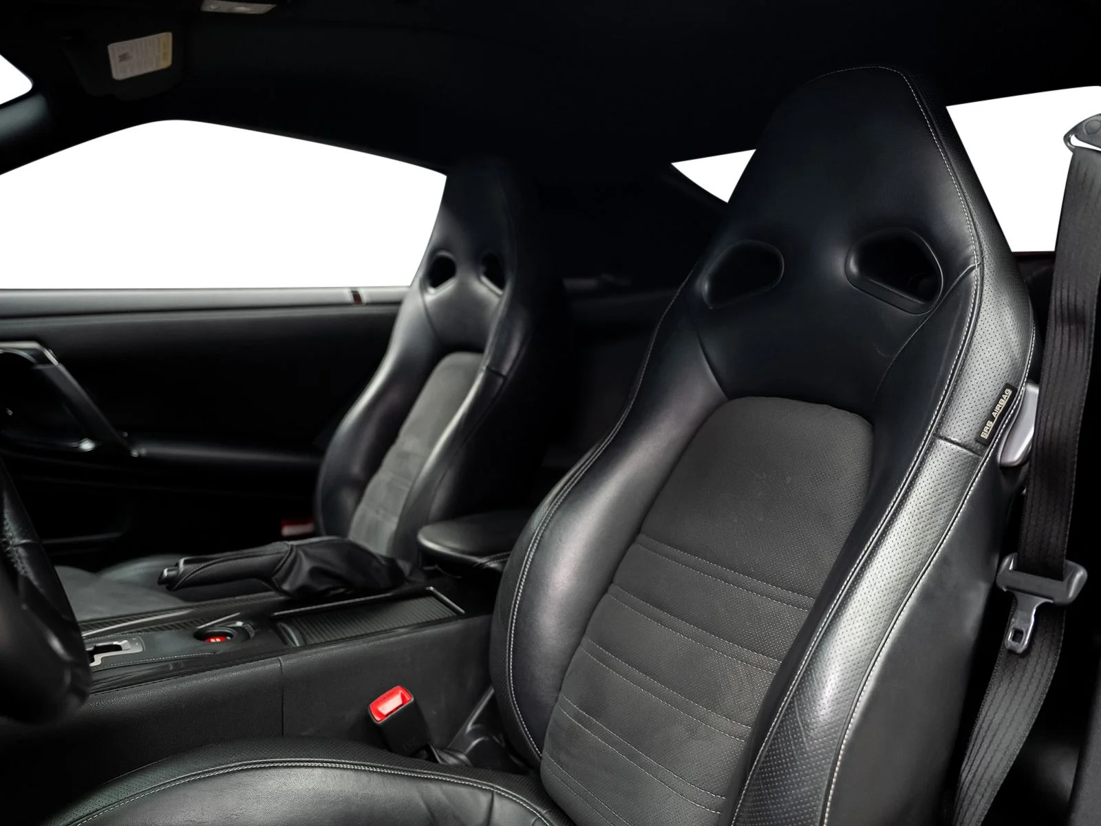 Used 2015 Red Nissan Premium image 35