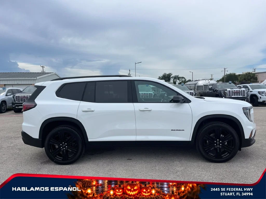 New 2026 Summit White GMC Elevation image 8
