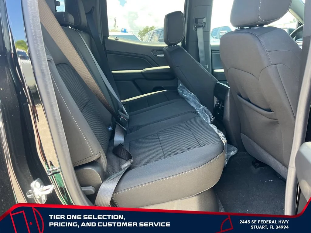 New 2026 Onyx Black GMC Elevation image 17